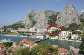  Apartment Omis 14290a  Омиш